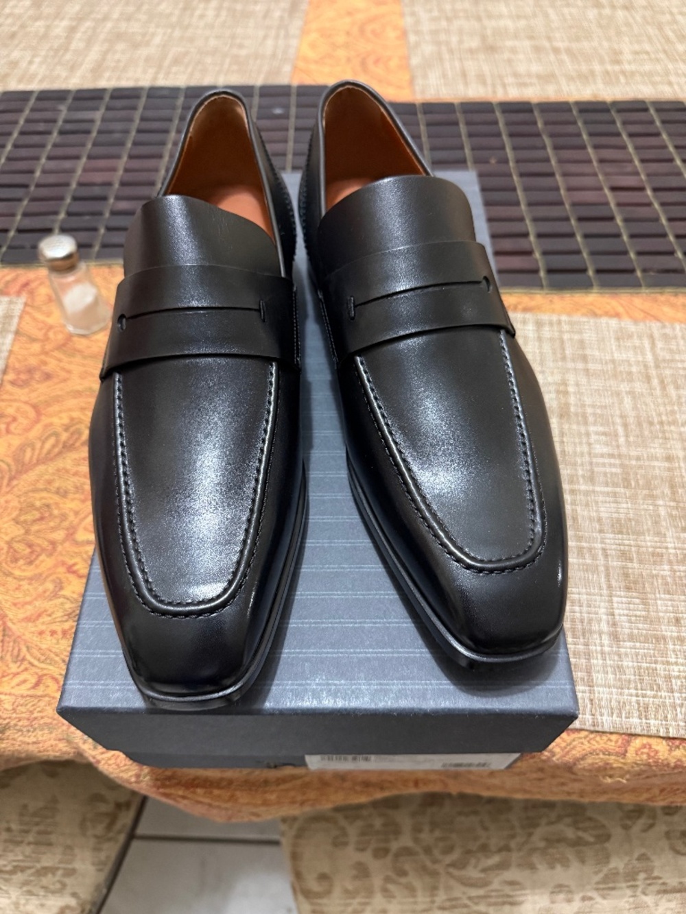 Mens loafer